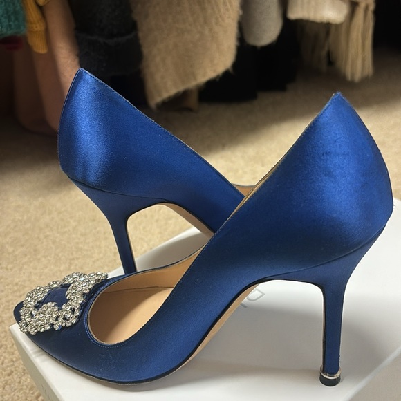 EUC 105MM Hangisi blue size 37.5 Manolo Blahnik - Picture 7 of 7